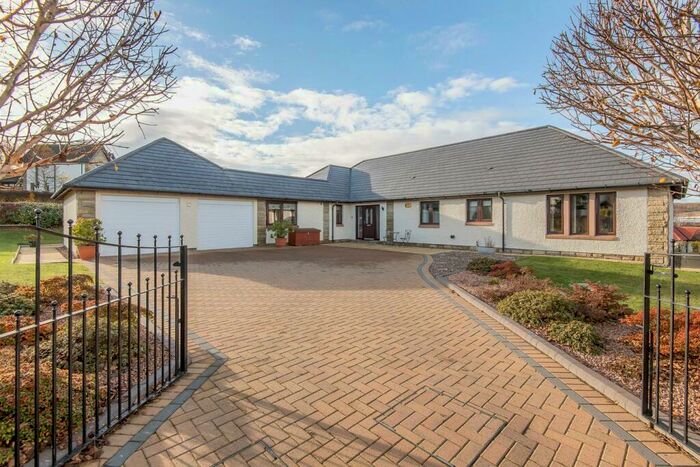 4 Bedroom Detached House For Sale In Comerton Place, Drumoig, St Andrews, KY16