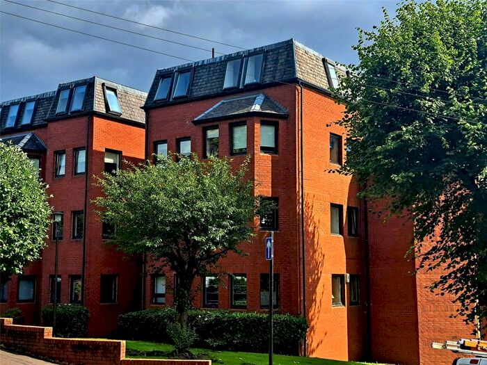 1 Bedroom Flat To Rent In Crown Road South, Glasgow, G12