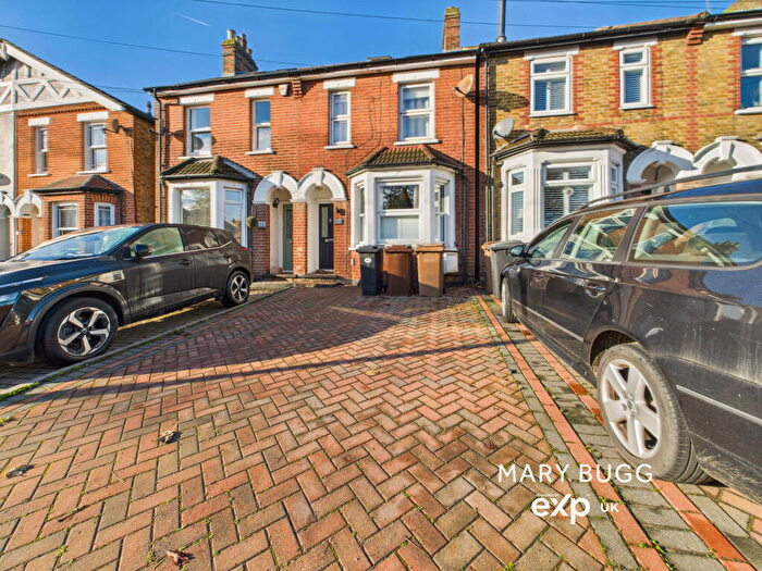 4 Bedroom Semi-Detached House For Sale In Main Road, Broomfield, Chelmsford, CM1