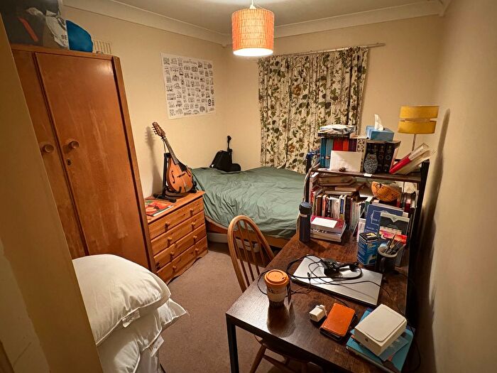 3 Bedroom Property To Rent In Morrell Avenue, Oxford, OX4