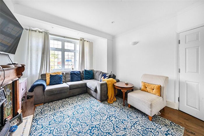3 Bedroom Terraced House For Sale In Hill Close, Chislehurst, BR7