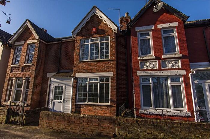 4 Bedroom Terraced House To Rent In Market Street, Eastleigh, SO50