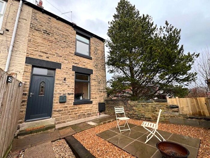 2 Bedroom Property To Rent In Oldroyd Row, Dodworth, Barnsley, S75