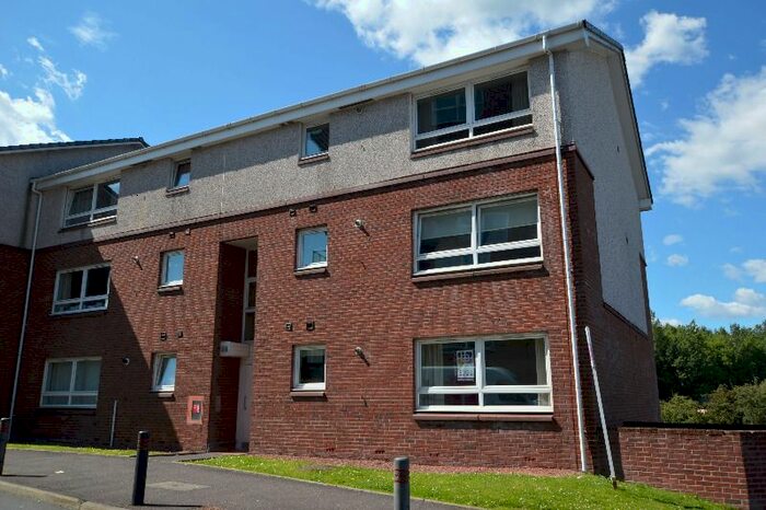 2 Bedroom Flat To Rent In Eaglesham Court, Hairmyres, East Kilbride, South Lanarkshire, G75
