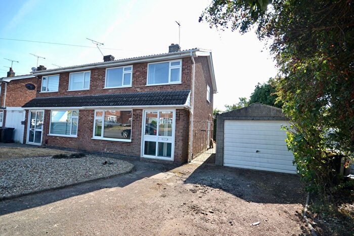 3 Bedroom Semi-Detached House For Sale In Milner Close, Sileby, LE12