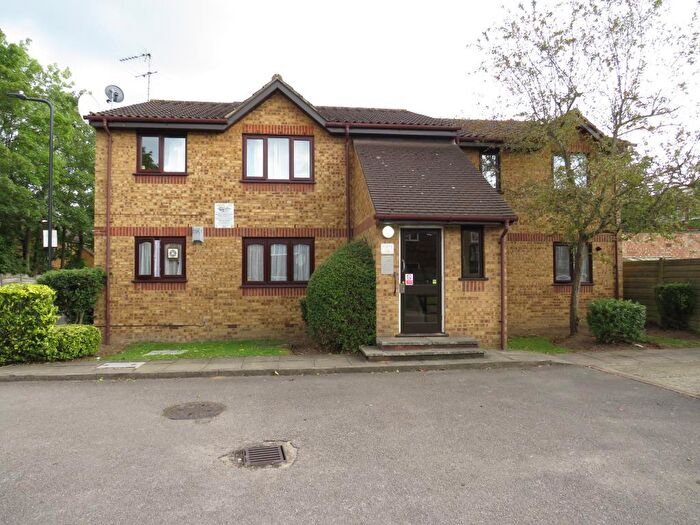 Studio To Rent In Brewery Close, Wembley, Middlesex, HA0