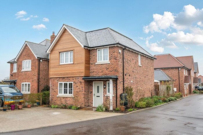 4 Bedroom Detached House For Sale In Skylark Close, Woodfalls, SP5