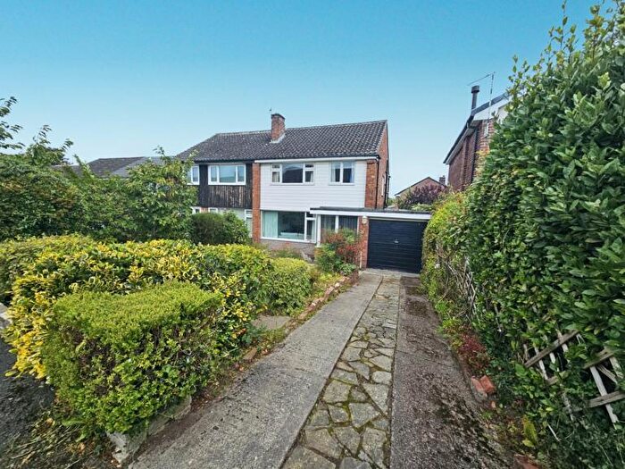 3 Bedroom Semi Detached House For Sale In Ivy Road, Stockport, SK12