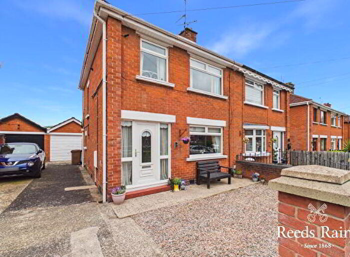3 Bedroom Semi-Detached House For Sale In Mountainview Drive, Belfast, BT14
