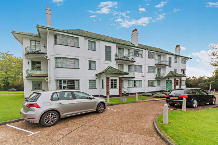 2 Bedroom Apartment For Sale In Capel Gardens, Pinner, HA5