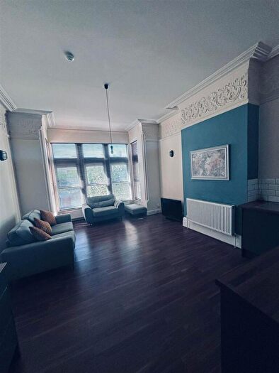 1 Bedroom Flat To Rent In Zulla Road, Nottingham, NG3