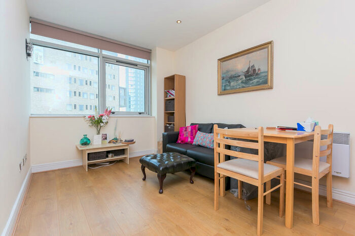 1 Bedroom Apartment To Rent In Gerry Raffles Square, Stratford, London, E15