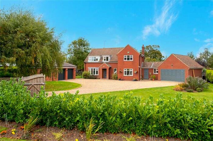 4 Bedroom Detached House For Sale In Main Street, Ewerby, Sleaford, Lincolnshire, NG34
