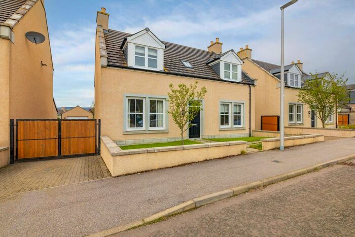 4 Bedroom Detached House For Sale In Greenhall Avenue, Insch, Aberdeenshire, AB52