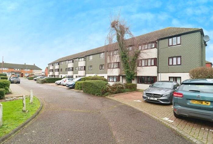 1 Bedroom Studio To Rent In Teviot Avenue, Aveley, South Ockendon, RM15