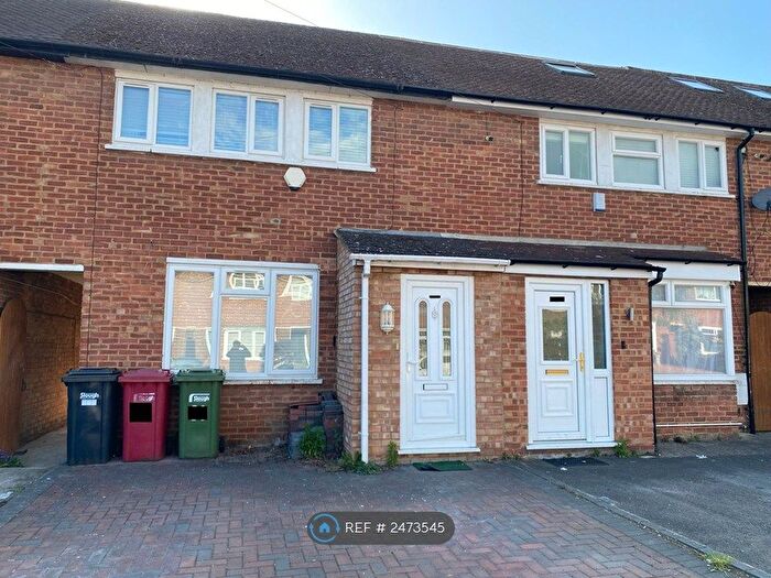 4 Bedroom Terraced House To Rent In Churchill Road, Slough, SL3