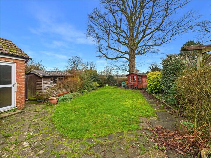 4 Bedroom Bungalow For Sale In Bromeswell Road, Ipswich, Suffolk, IP4 - Photo 10