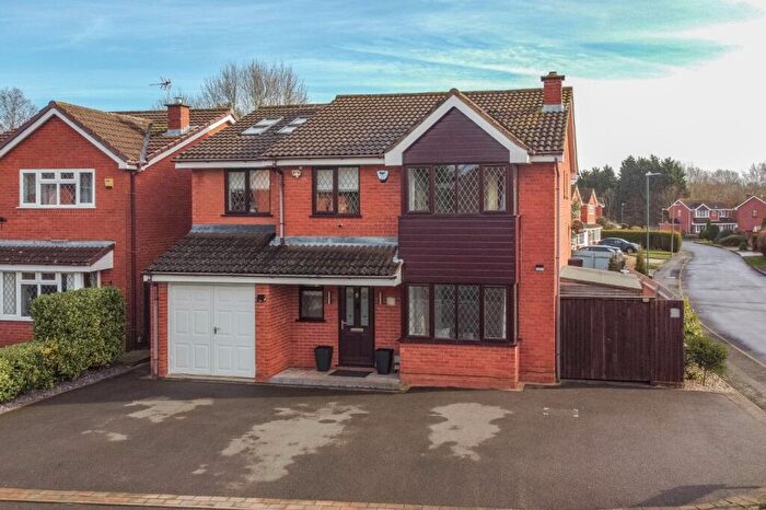 4 Bedroom Detached House For Sale In Charlesworth Avenue, Shirley, Solihull, West Midlands, B90