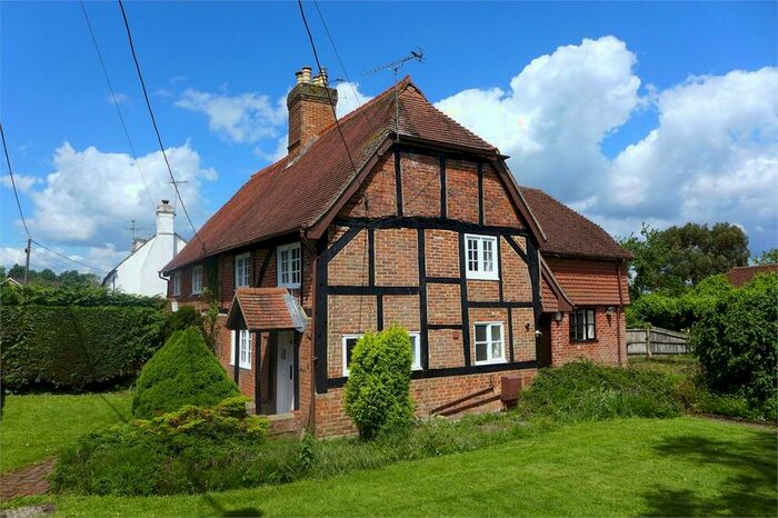 3 Bedroom Cottage To Rent In The Street, Crookham Village, Fleet, GU51
