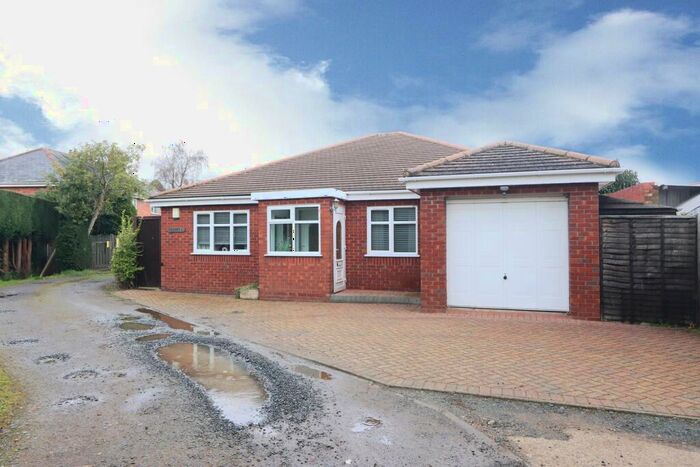 3 Bedroom Bungalow To Rent In Old Worcester Road, Waresley, Kidderminster, DY11