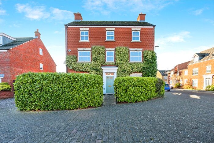 5 Bedroom Detached House For Sale In Ashmead Road, Bedford, Bedfordshire, MK41