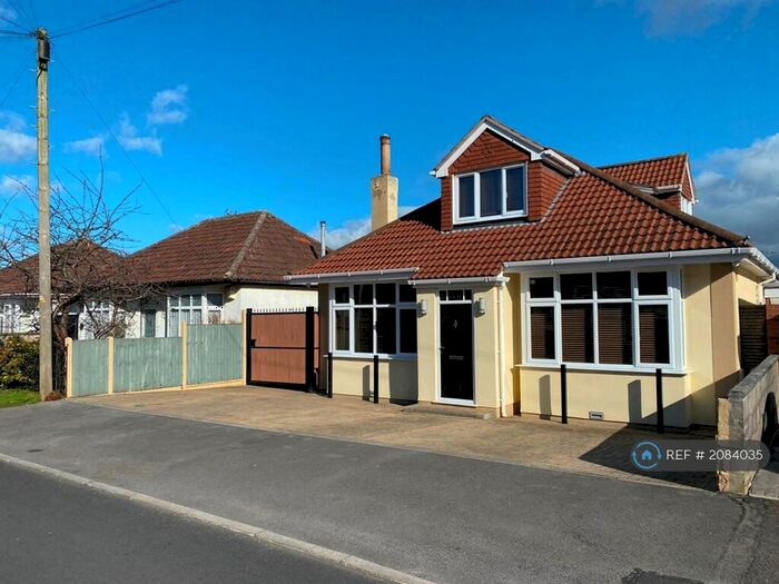 4 Bedroom Detached House To Rent In Hazeldene Rd, Bristol, BS34