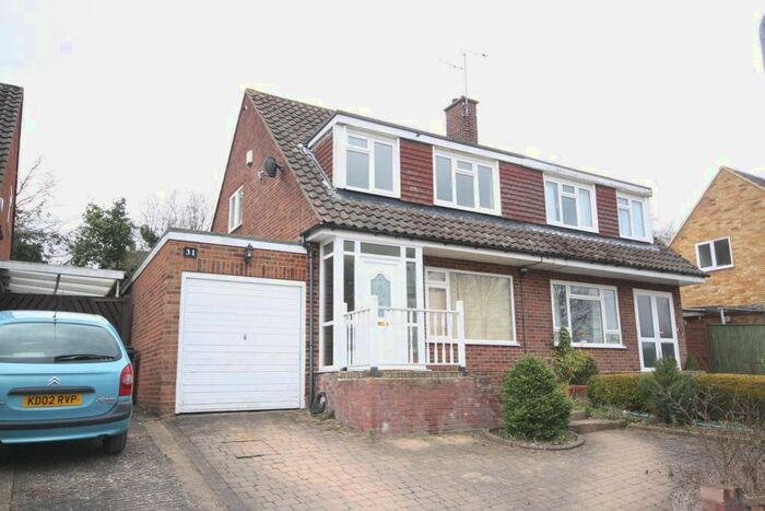 3 Bedroom Property To Rent In Hillside Gardens, Berkhamsted, HP4
