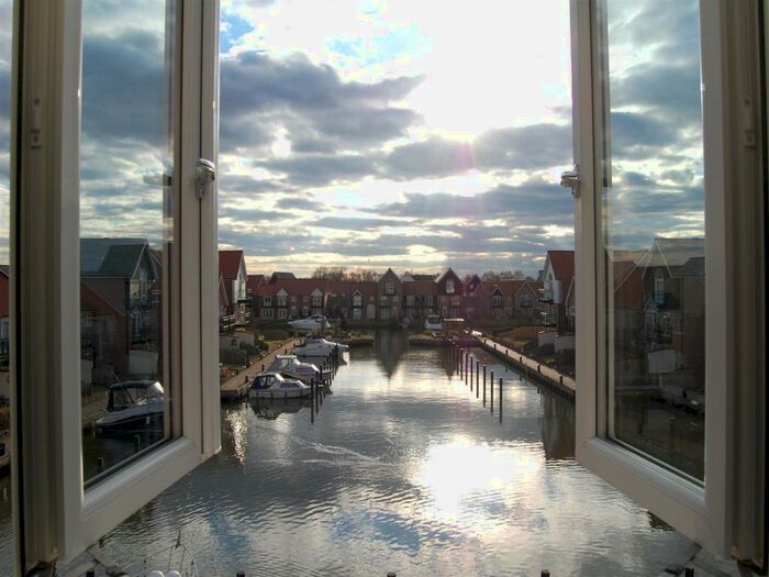 3 Bedroom Apartment To Rent In Ellisons Quay, Burton Waters, Lincoln, LN1