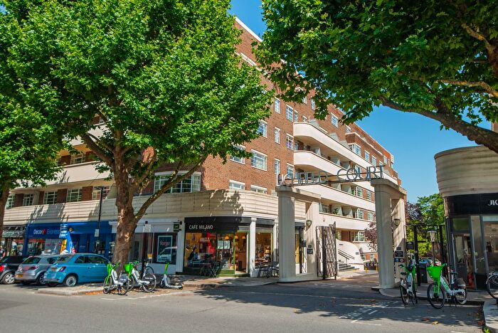 1 Bedroom Flat To Rent In Sheen Road, Richmond, TW9