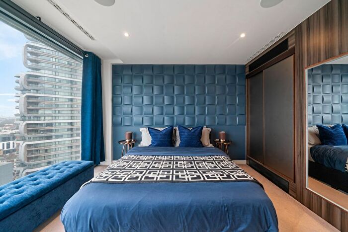 1 Bedroom Flat For Sale In Chronicle Tower, City Road, London, EC1V