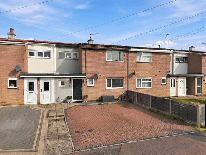 3 Bedroom Terraced House For Sale In Valley Way, Stevenage, SG2