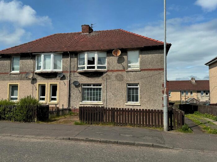 2 Bedroom Flat To Rent In Gartleahill, Airdrie, North Lanarkshire, ML6