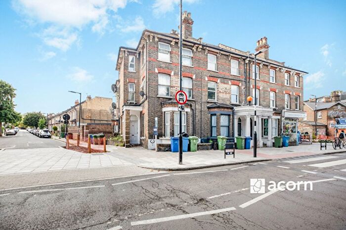 Studio To Rent In Grove Vale, London, SE22