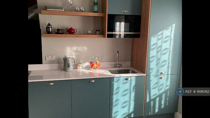 1 Bedroom Flat To Rent In Ardmillan, Edinburgh, EH11