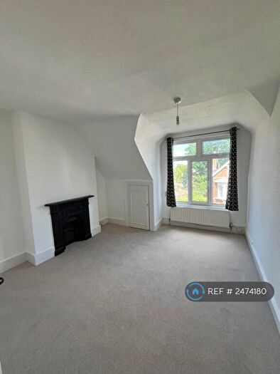 1 Bedroom Flat To Rent In London, London, N8