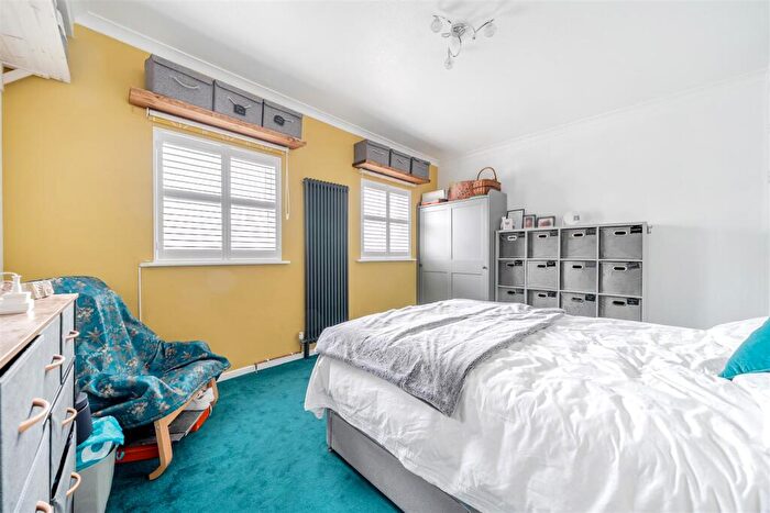 1 Bedroom Flat For Sale In Mill Lane, Wareham, BH20 - Photo 12