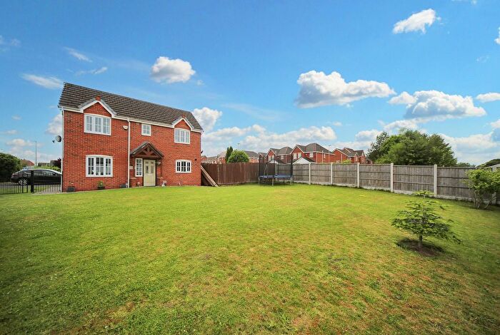 3 Bedroom Detached House For Sale In Whitworth Way, Wigan, WN6