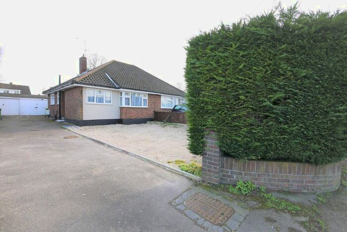 2 Bedroom Bungalow To Rent In Warley Hill, Brentwood, Essex, CM13