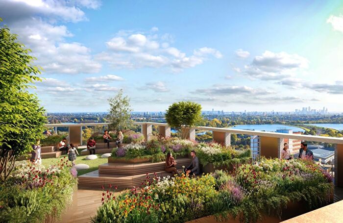 Studio To Rent In Ferry Island, Tottenham, London, N17