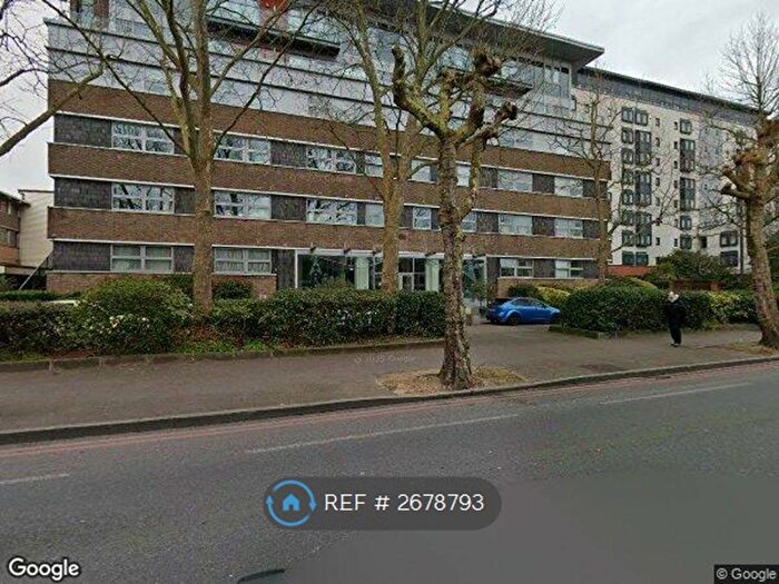 2 Bedroom Flat To Rent In Anderson Heights, London, SW16