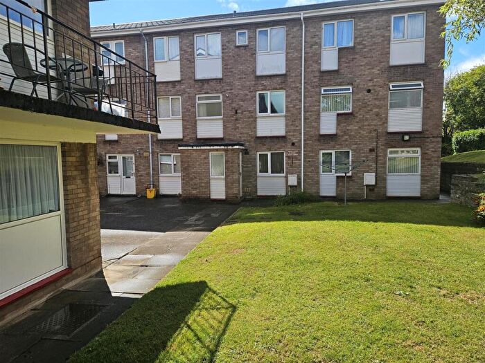 2 Bedroom Apartment To Rent In St. Fagans Rise, Fairwater, Cardiff, CF5