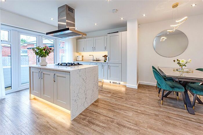 4 Bedroom Detached House For Sale In Sycamore Square, Shenley, Radlett, Hertfordshire, WD7