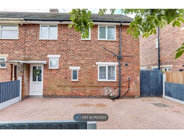 3 Bedroom Semi Detached House To Rent In Knoll Avenue, Hucknall, Nottingham, NG15