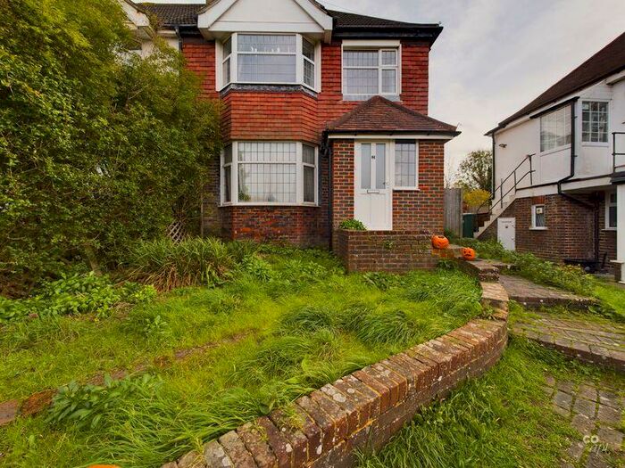 5 Bedroom Semi-Detached House To Rent In Widdicombe Way, Brighton, BN2