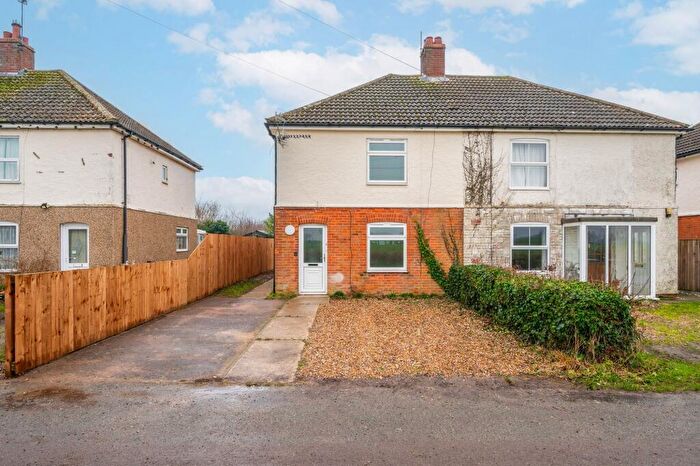 4 Bedroom Semi-Detached House To Rent In Low Road, Wickhampton, NR13