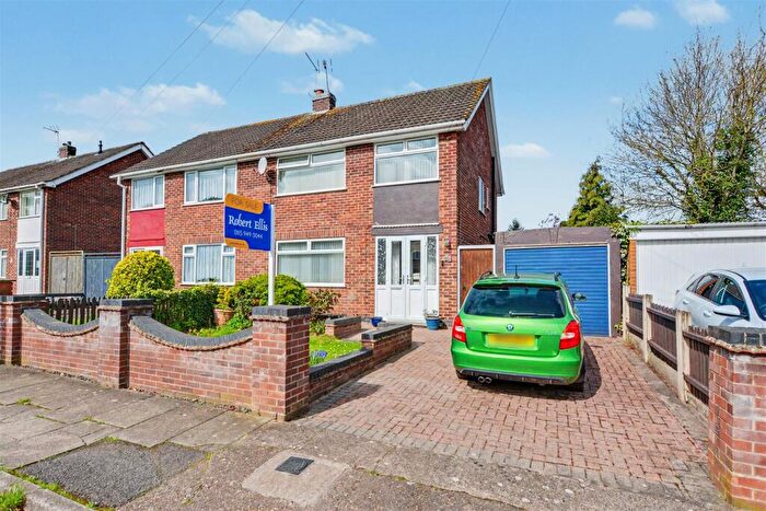 3 Bedroom Semi Detached House For Sale In Brampton Drive, Stapleford, Nottingham, NG9