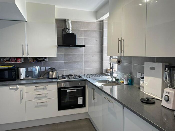 4 Bedroom Private Halls To Rent In St. Pauls Drive, Lancaster, LA1