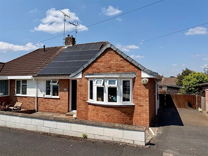 2 Bedroom Semi-Detached Bungalow For Sale In Underhill Road, Hereford, HR1
