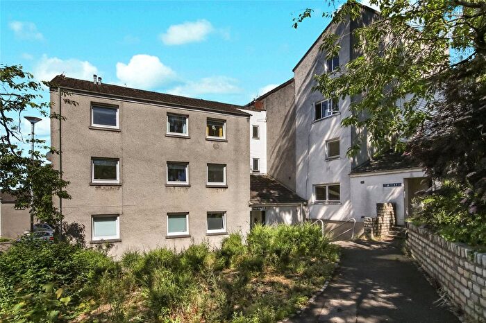 3 Bedroom Flat For Sale In Skye Drive, Cumbernauld, Glasgow, North Lanarkshire, G67
