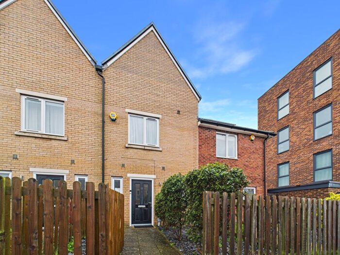 2 Bedroom Terraced House For Sale In Rannoch Street, Tilehurst, Reading, RG30